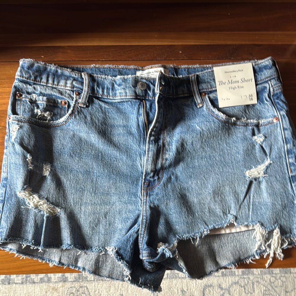 Abercrombie & Fitch The Mom Shorts Distressed High-Waisted 33